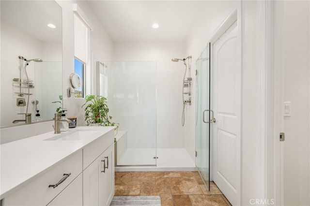 16083 Muirfield, Fontana, CA 92336