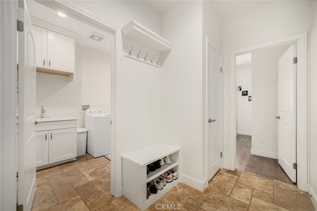 16083 Muirfield, Fontana, CA 92336