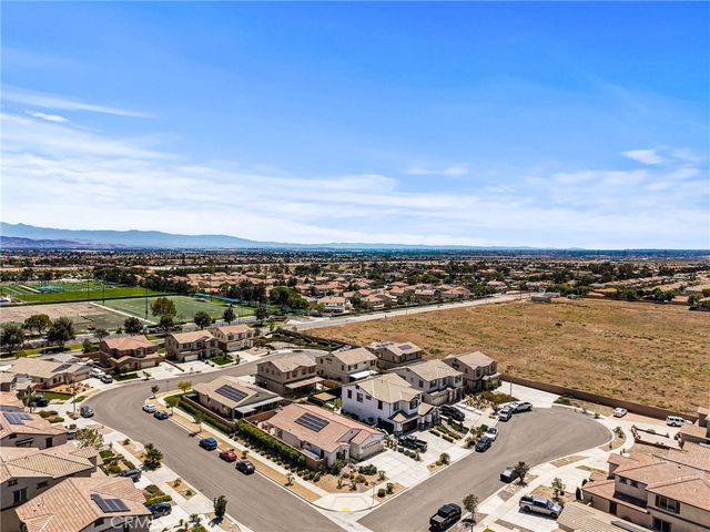 16083 Muirfield, Fontana, CA 92336