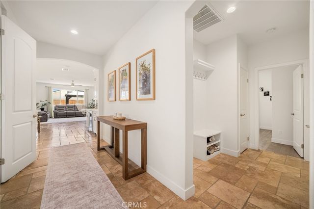 16083 Muirfield, Fontana, CA 92336