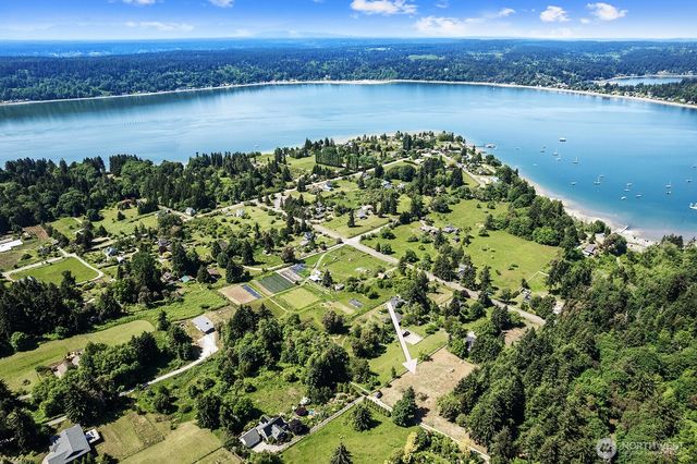 9438 SW 266th Lane, Vashon, WA 98070
