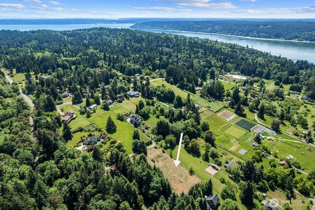 9438 SW 266th Lane, Vashon, WA 98070