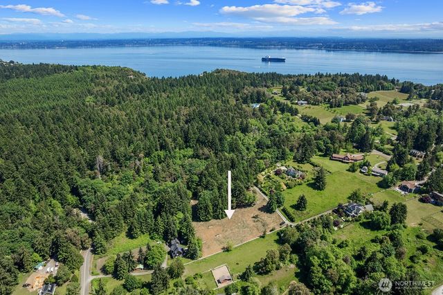 9438 SW 266th Lane, Vashon, WA 98070