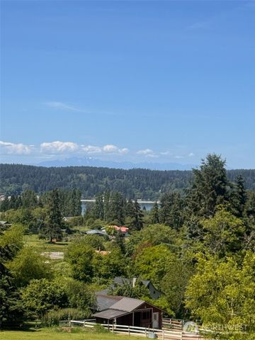9438 SW 266th Lane, Vashon, WA 98070