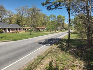 417 N Park St, Hohenwald, TN 38462