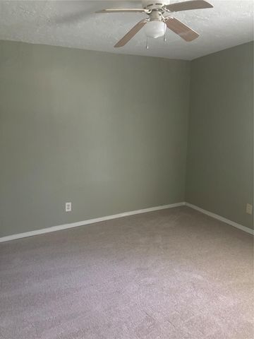 4830 Van Fleet Street, Houston, TX 77033