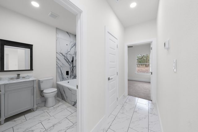 1307 CR-2405, Kemp, TX 75143