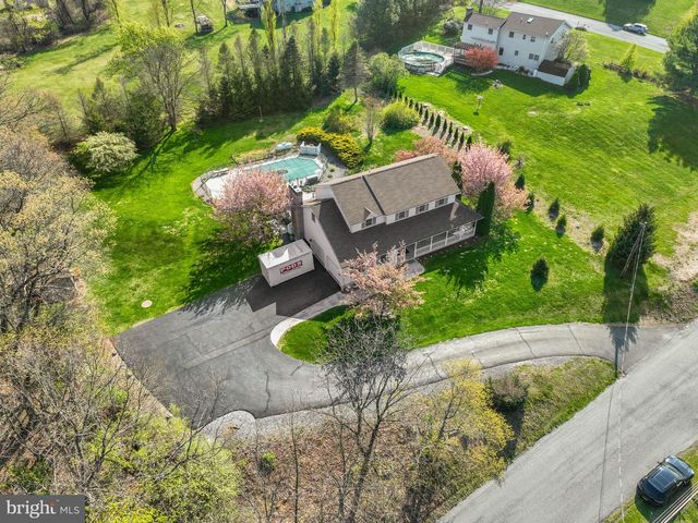 1145 UPPER NIS HOLLOW DR, Lehighton, PA 18235