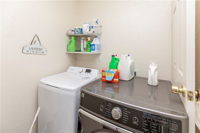 1151 Mazatlan, Merced, CA 95348