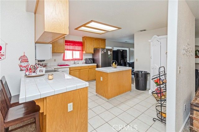 1151 Mazatlan, Merced, CA 95348