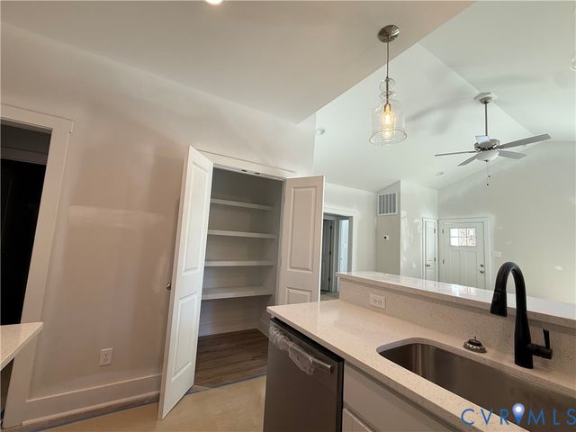 447 Raleigh Ave, South Hill, VA 23970