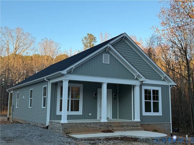 447 Raleigh Ave, South Hill, VA 23970