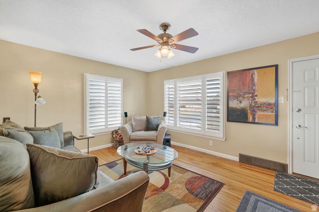 353 W 6TH AVE, Midvale, UT 84047