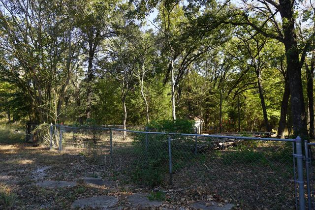 1714 Doc Holiday, Log Cabin, TX 75148