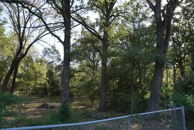 1714 Doc Holiday, Log Cabin, TX 75148