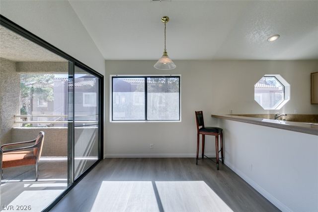 5054 South Rainbow Boulevard 202, Las Vegas, NV 89118