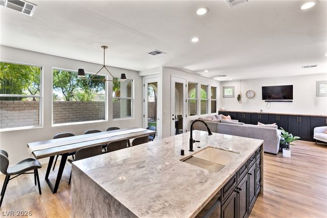 620 Wandering Violets Way, Las Vegas, NV 89138
