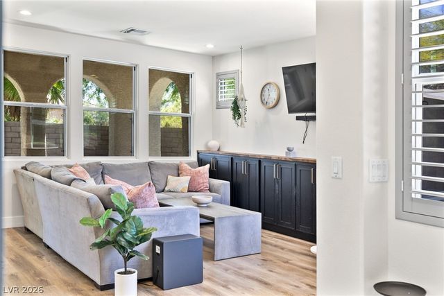 620 Wandering Violets Way, Las Vegas, NV 89138