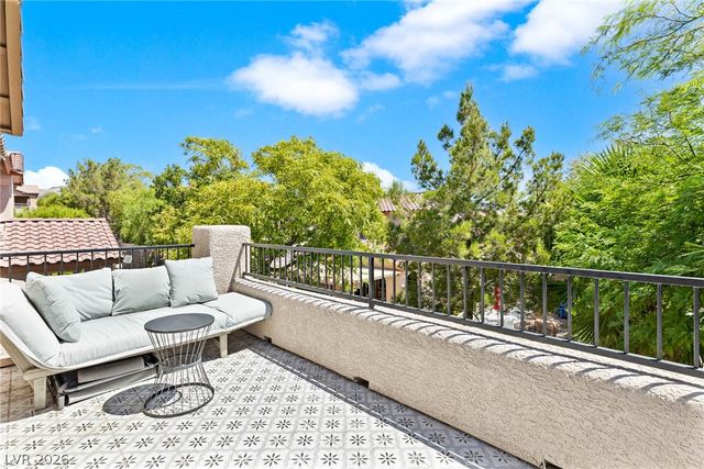 620 Wandering Violets Way, Las Vegas, NV 89138