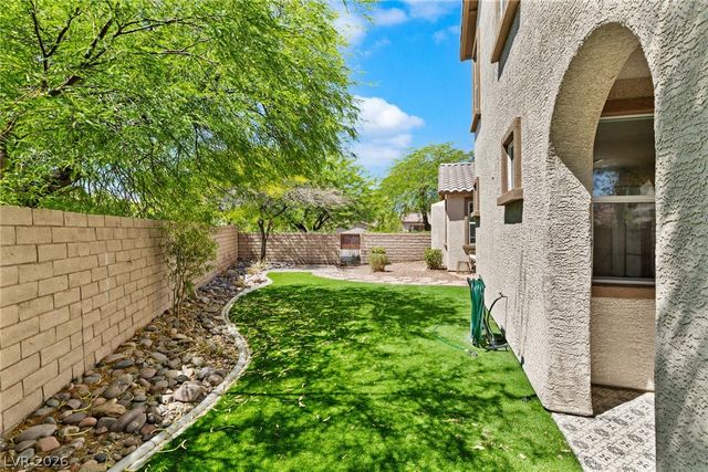 620 Wandering Violets Way, Las Vegas, NV 89138