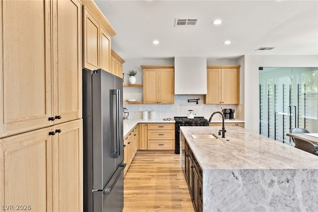 620 Wandering Violets Way, Las Vegas, NV 89138
