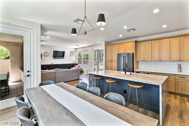 620 Wandering Violets Way, Las Vegas, NV 89138