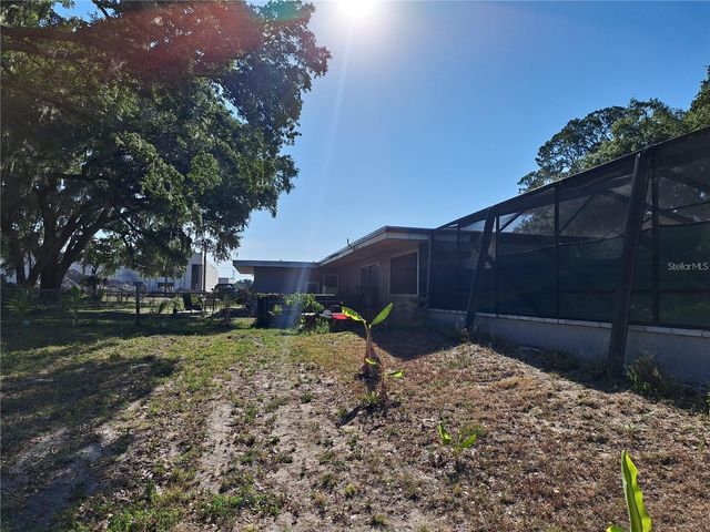 2814 N MARYLAND AVENUE, Plant City, FL 33563