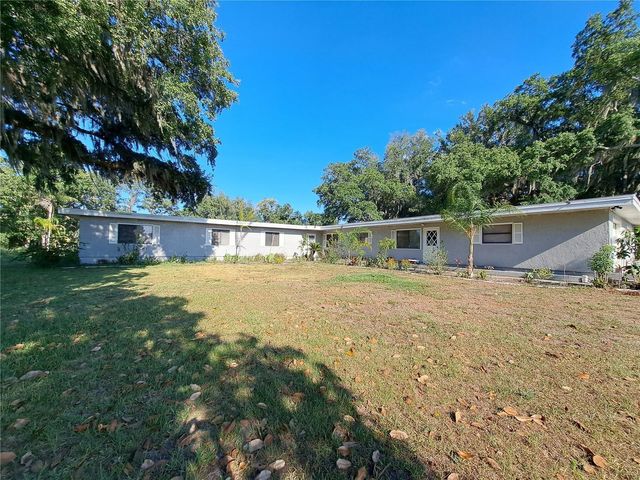 2814 N MARYLAND AVENUE, Plant City, FL 33563