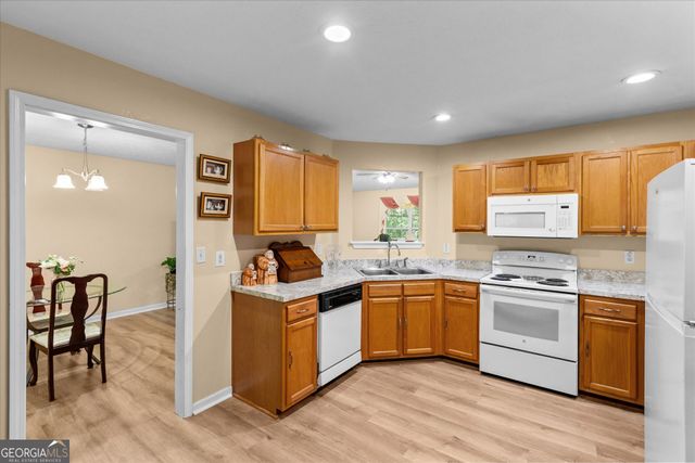 14 Wood Circle, Villa Rica, GA 30180