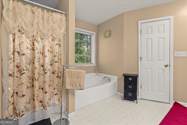 14 Wood Circle, Villa Rica, GA 30180