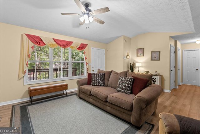 14 Wood Circle, Villa Rica, GA 30180
