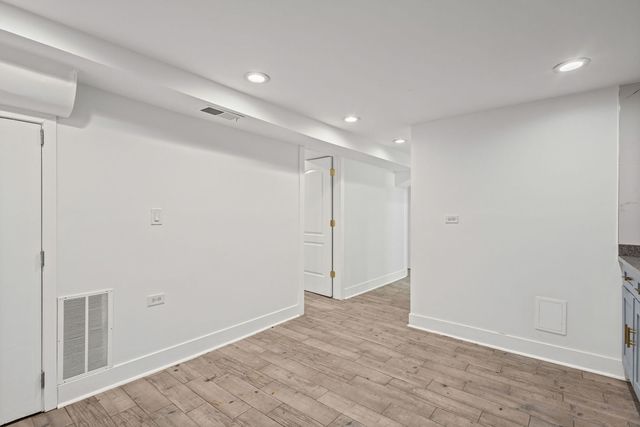 2833 W Polk Street, Chicago, IL 60612