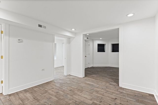 2833 W Polk Street, Chicago, IL 60612