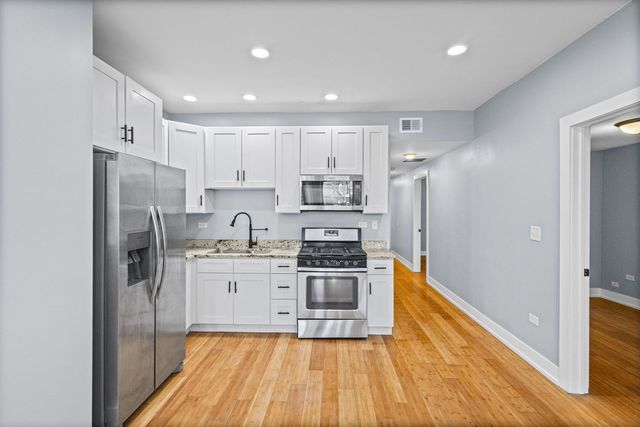 2833 W Polk Street, Chicago, IL 60612