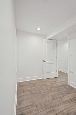 2833 W Polk Street, Chicago, IL 60612