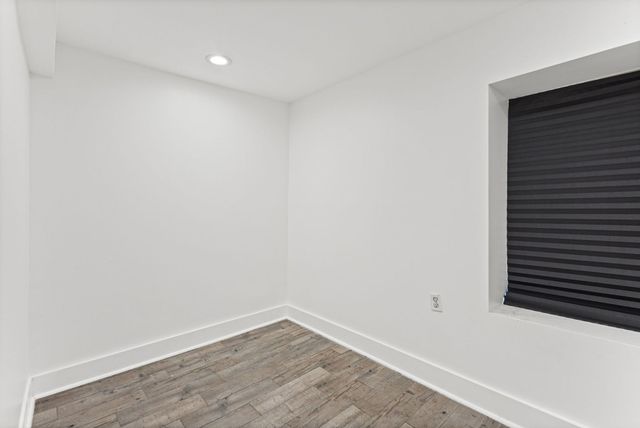 2833 W Polk Street, Chicago, IL 60612