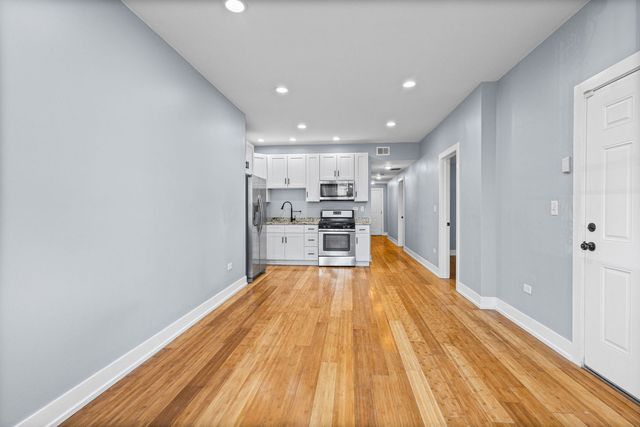 2833 W Polk Street, Chicago, IL 60612