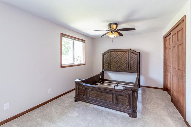 1834 DEXTER STREET, New London, WI 54961