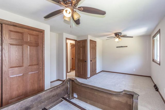 1834 DEXTER STREET, New London, WI 54961