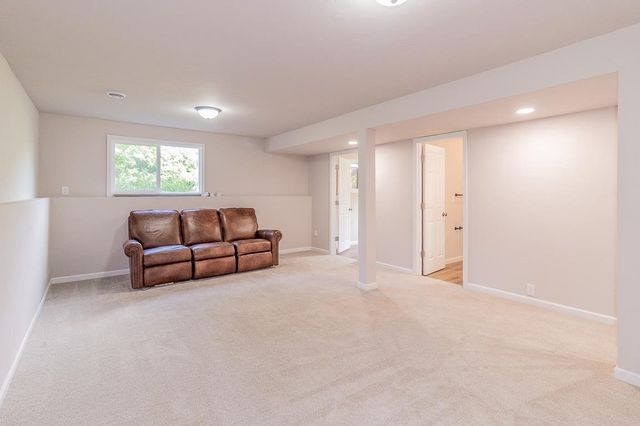 1834 DEXTER STREET, New London, WI 54961