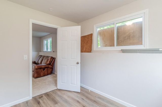 1834 DEXTER STREET, New London, WI 54961