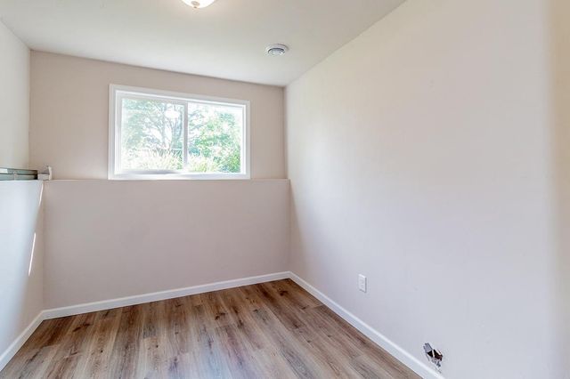 1834 DEXTER STREET, New London, WI 54961