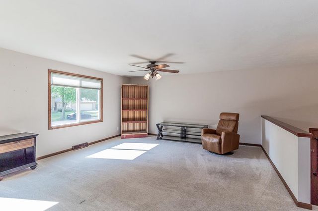 1834 DEXTER STREET, New London, WI 54961