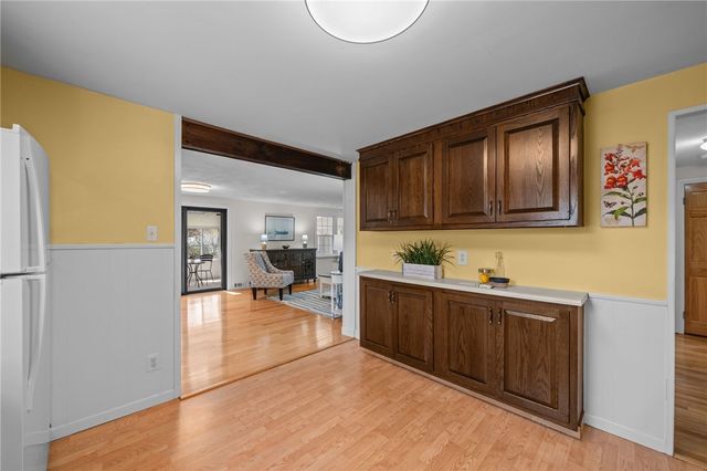 36 Ideal Court, Warwick, RI 02818