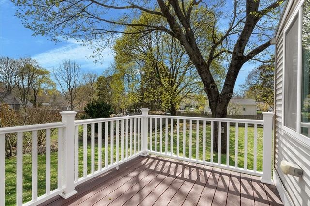 36 Ideal Court, Warwick, RI 02818