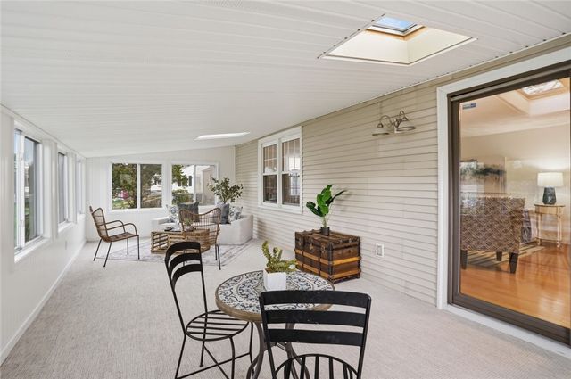 36 Ideal Court, Warwick, RI 02818