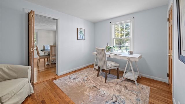 36 Ideal Court, Warwick, RI 02818