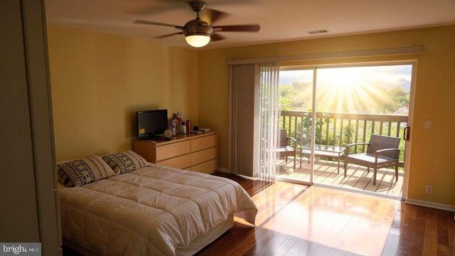 4225 FILBERT ST, Philadelphia, PA 19104