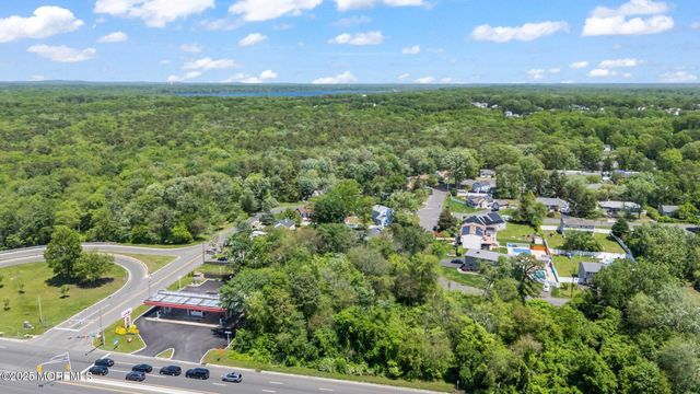 RT 9 Rustic Drive, Howell, NJ 07731