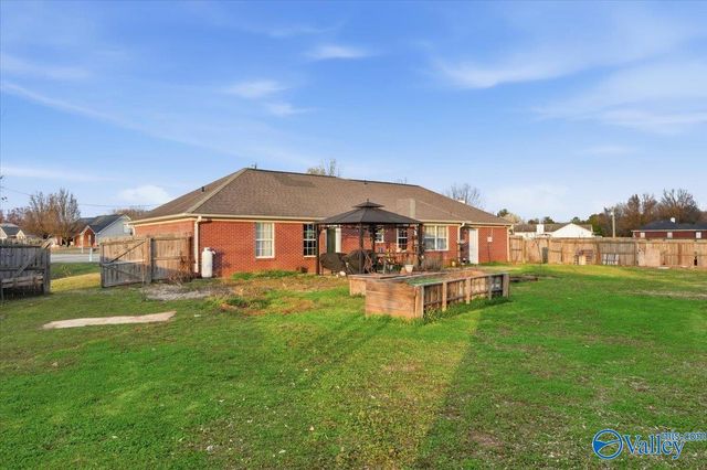 182 Bonaire Drive, Huntsville, AL 35811